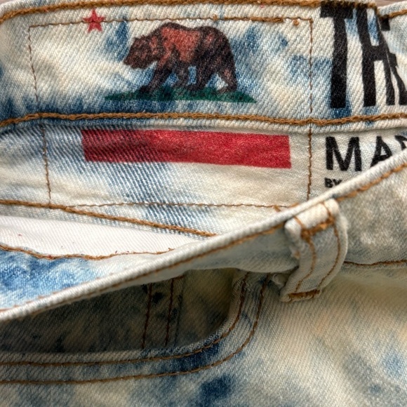 The Laundry Room Acid Washed CutOff Shorts Size 28 - Picture 8 of 12